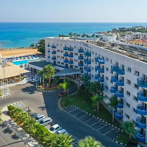 Tetyk 3*, Pernera Κύπρος